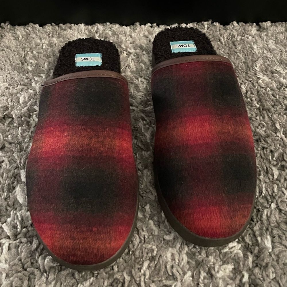 NIB TOMS Men’s Harbor Slippers